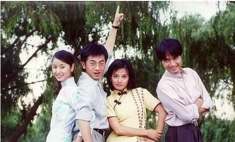 情深深雨蒙蒙在线观看,重温经典，共赴情感之旅  第1张